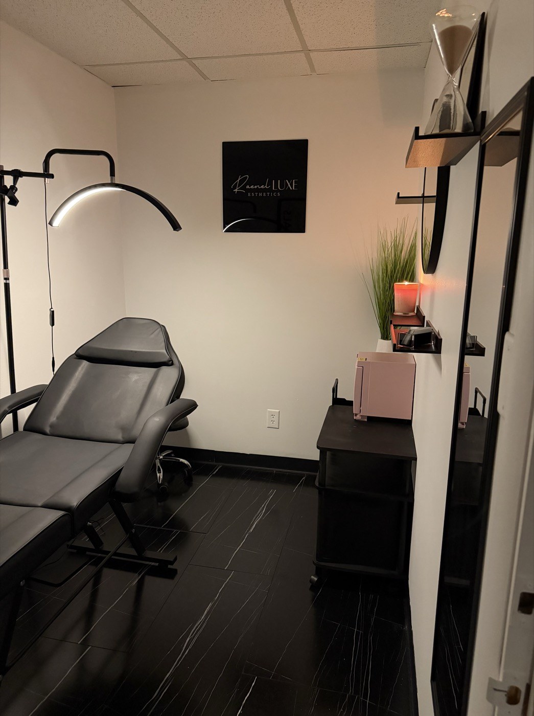 The Raenel Luxe Esthetics suite